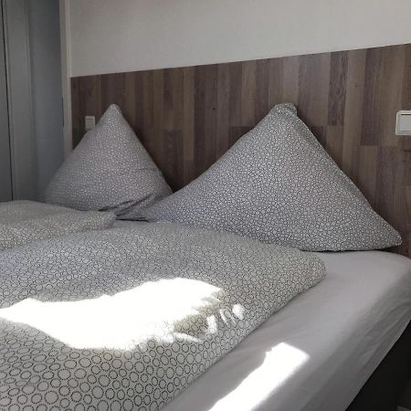 Wohnen Am Wanderweg II Apartment Аурих Екстериор снимка